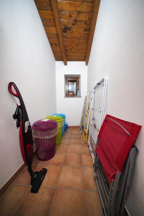 L'Oliveto Apartment Nuxis Екстериор снимка
